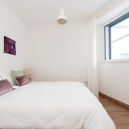 Stylish Soundproof Temple Bar Square Apartment ดับลิน ภายนอก รูปภาพ