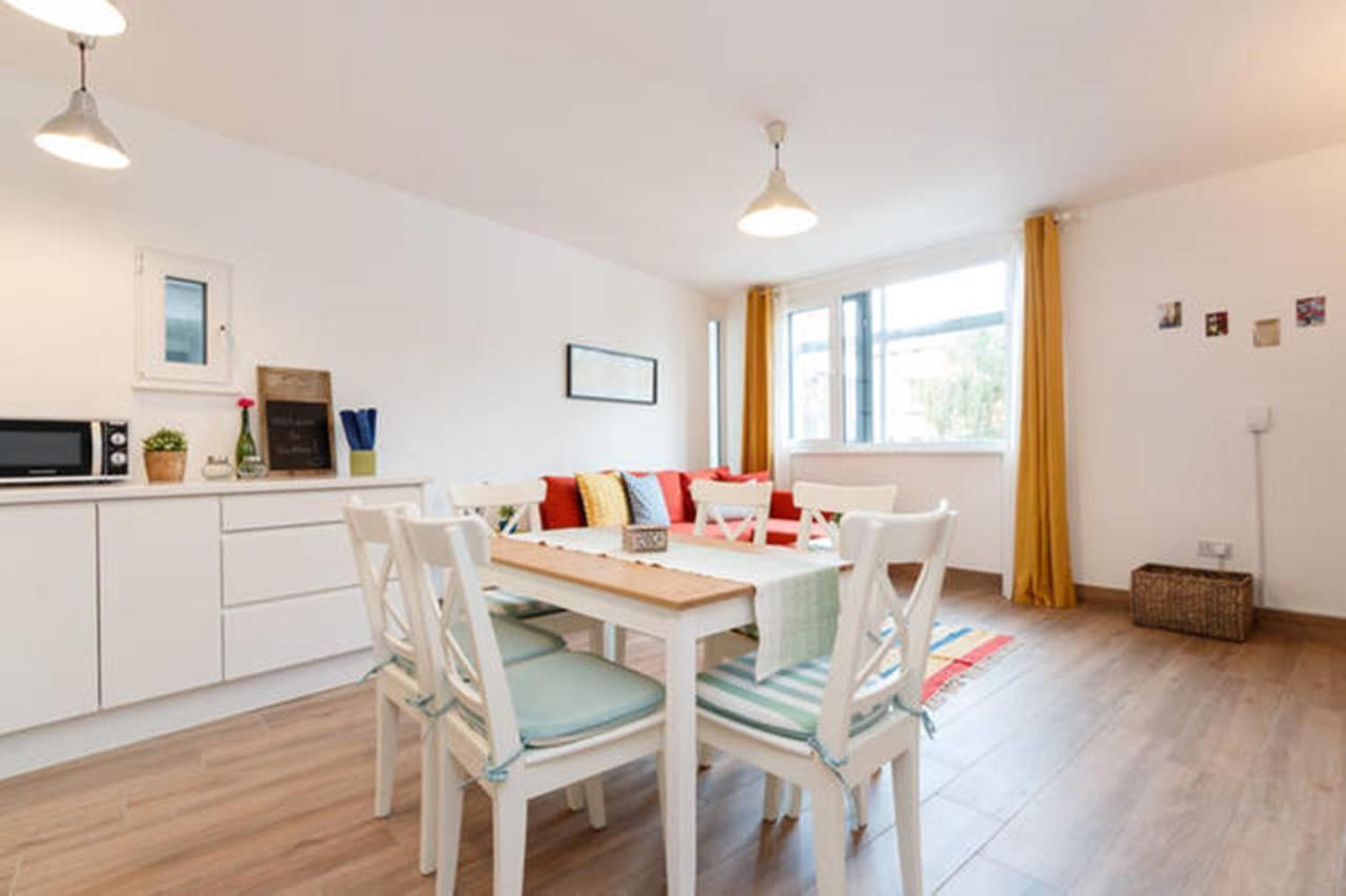Stylish Soundproof Temple Bar Square Apartment ดับลิน ภายนอก รูปภาพ