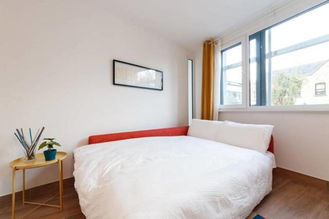 Stylish Soundproof Temple Bar Square Apartment ดับลิน ภายนอก รูปภาพ